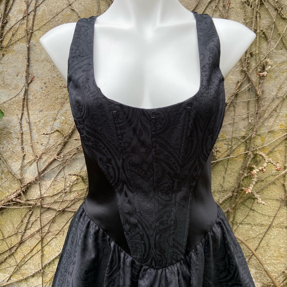 🖤Betsey Johnson Sexy Silk Goth Corset Dress - Picture 2 of 14